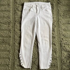 Hydraulic White Ankle Jeans | Edgy Chain Detail | Raw Hem
